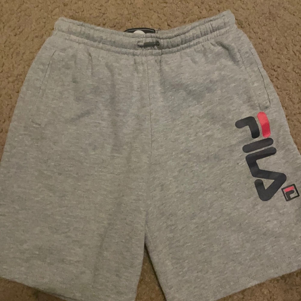 grey fila sweat shorts size medium in boys